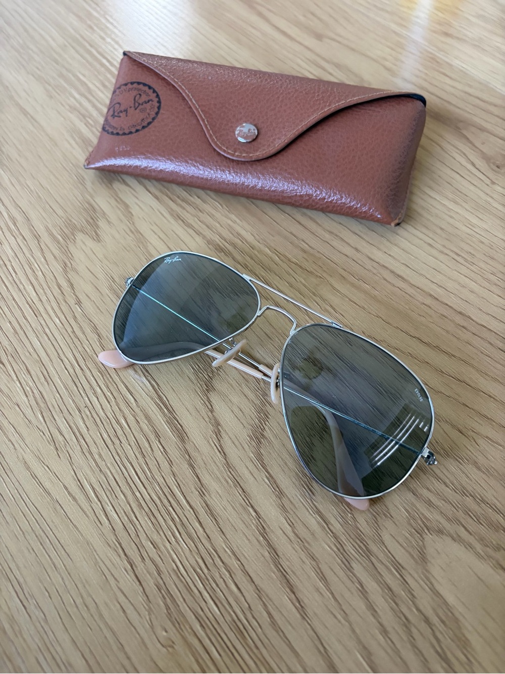 Ray-Ban RB3025 Aviator Large Metal Sunglasses Light Sensitive Lenses Evolve